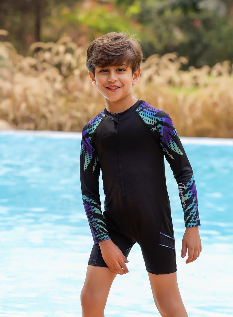 Lamare Boys' swimsuit with a sporty design that provides protection and flexibility during movement.  - Image 3