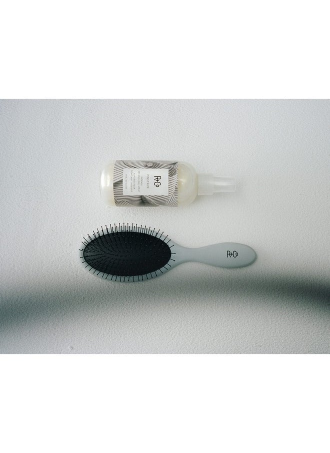 Detangling Brush - pzsku/Z96A0FB8BA5CA88119114Z/45/_/1696663908/7dbebacb-cfde-446f-8024-5d44cd7c8e2b