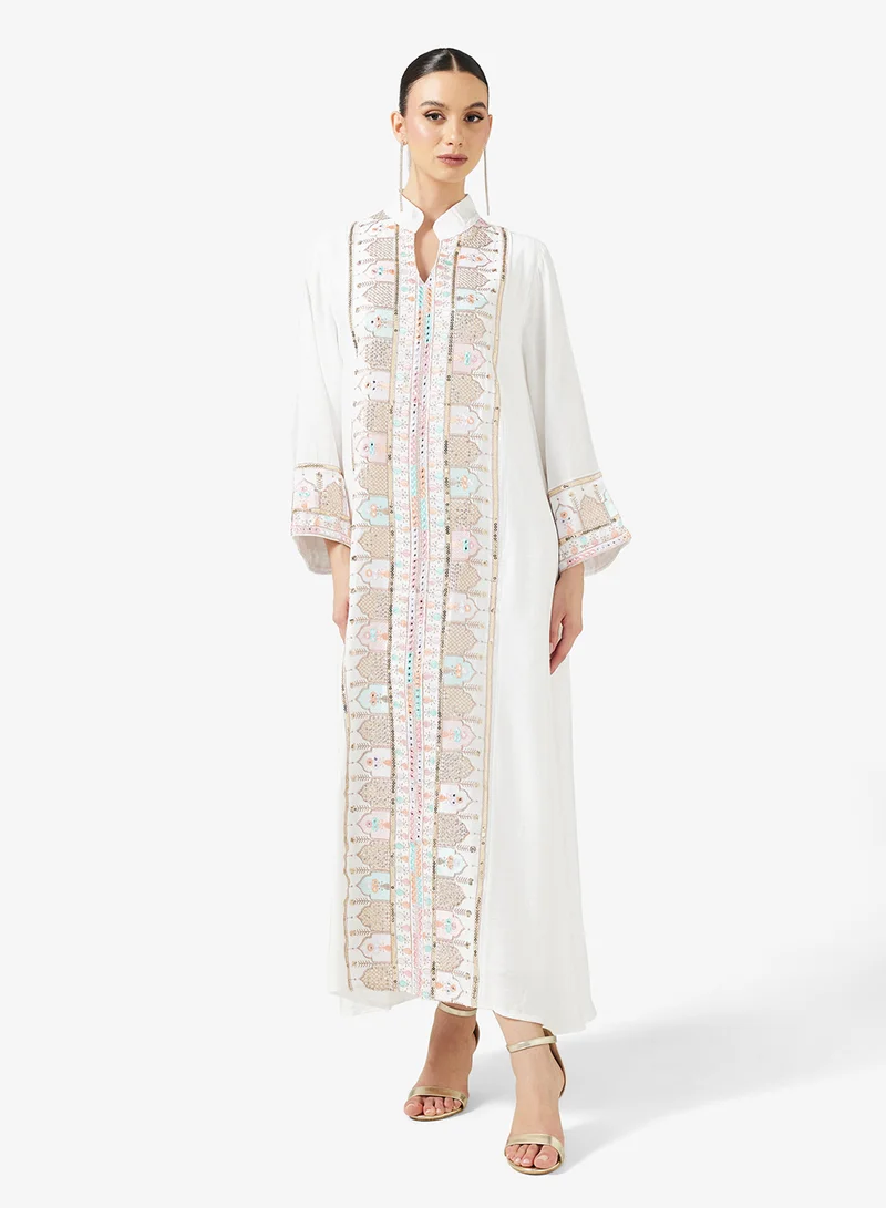 خزانة جلابية مطرزة