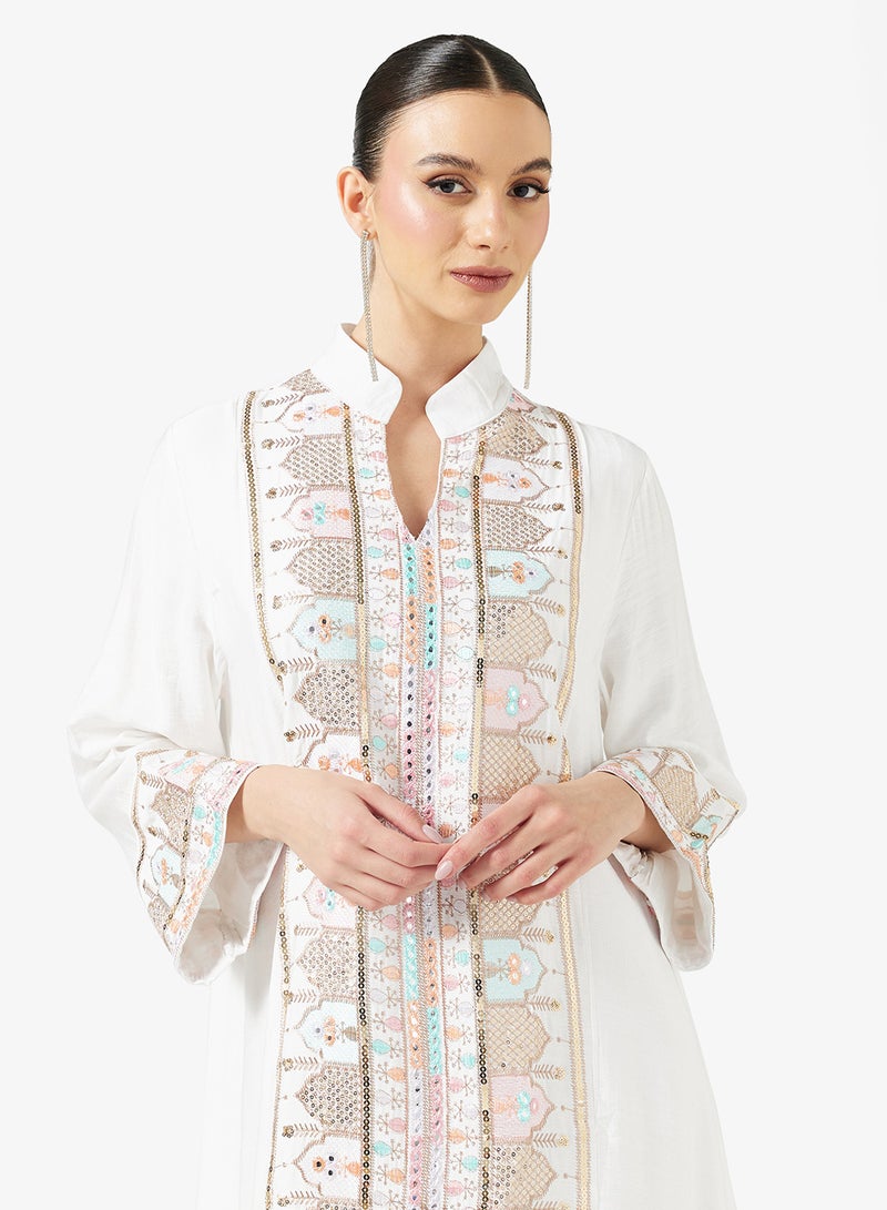 Khizana Embroidered Jalabiya - Image 3