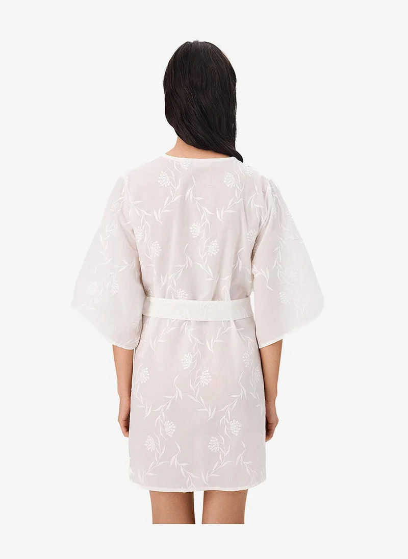 بنتي Women Carine White Kimono