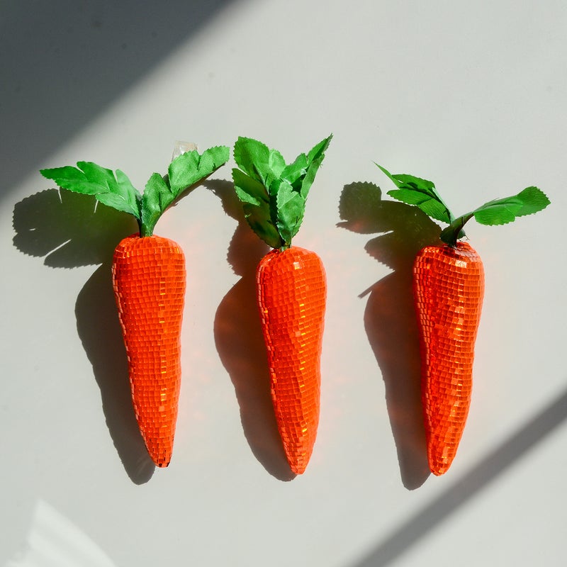 Mirror Fruit Vegetable Decor Ornaments Shiny Sequins Pear Apple Carrot Bell Pepper Tabletop Figurine Retro Party Home Kitchen Bar Decor Photo Prop - Image 1
