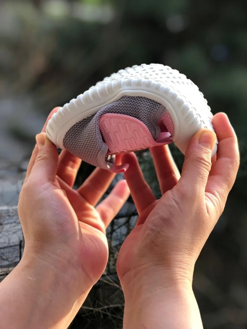 Gezer Children's Home and School Nursery Shoes, Non-slip Sole Nursery, Home and School Shoes
