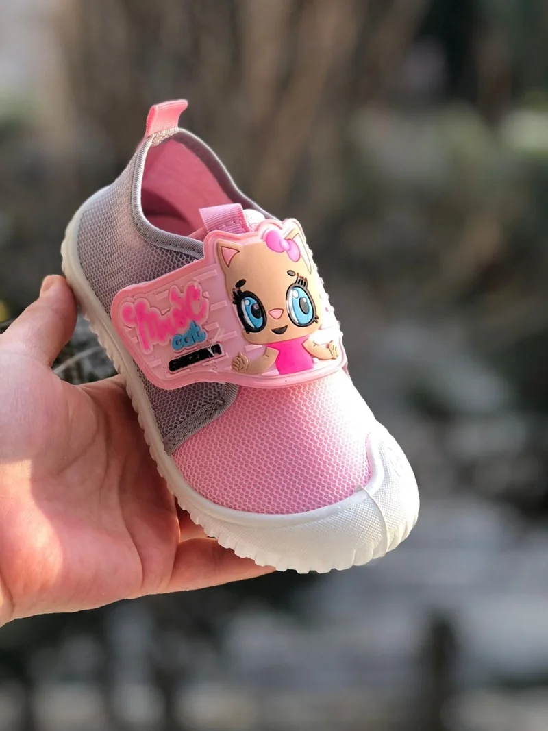 Gezer Children's Home and School Nursery Shoes, Non-slip Sole Nursery, Home and School Shoes