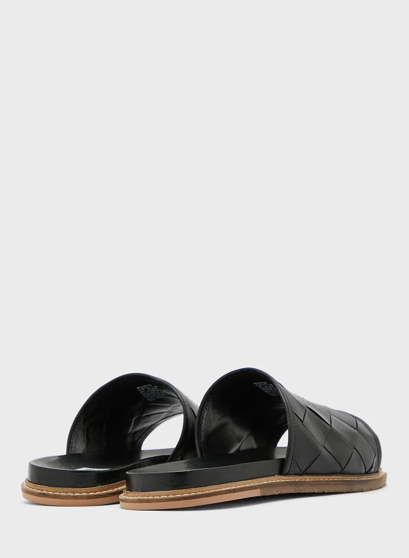 STEVE MADDEN Rulston Quilted Slides