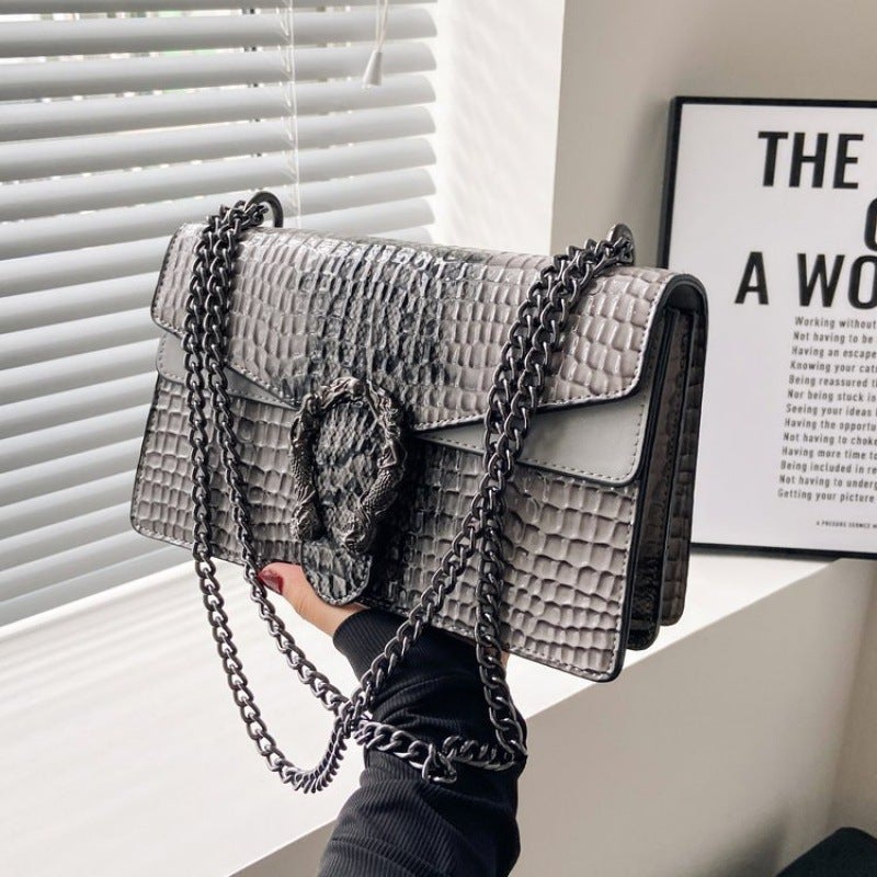 Crocodile Pattern Women'S Bag 2022 New Handbag Large Capacity Small Square Bag Chain Messenger Bag - Image 3