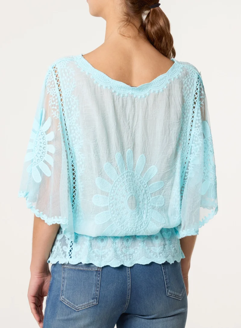 بلو فانيلا Sun Flower Lace Sleeve Blouse