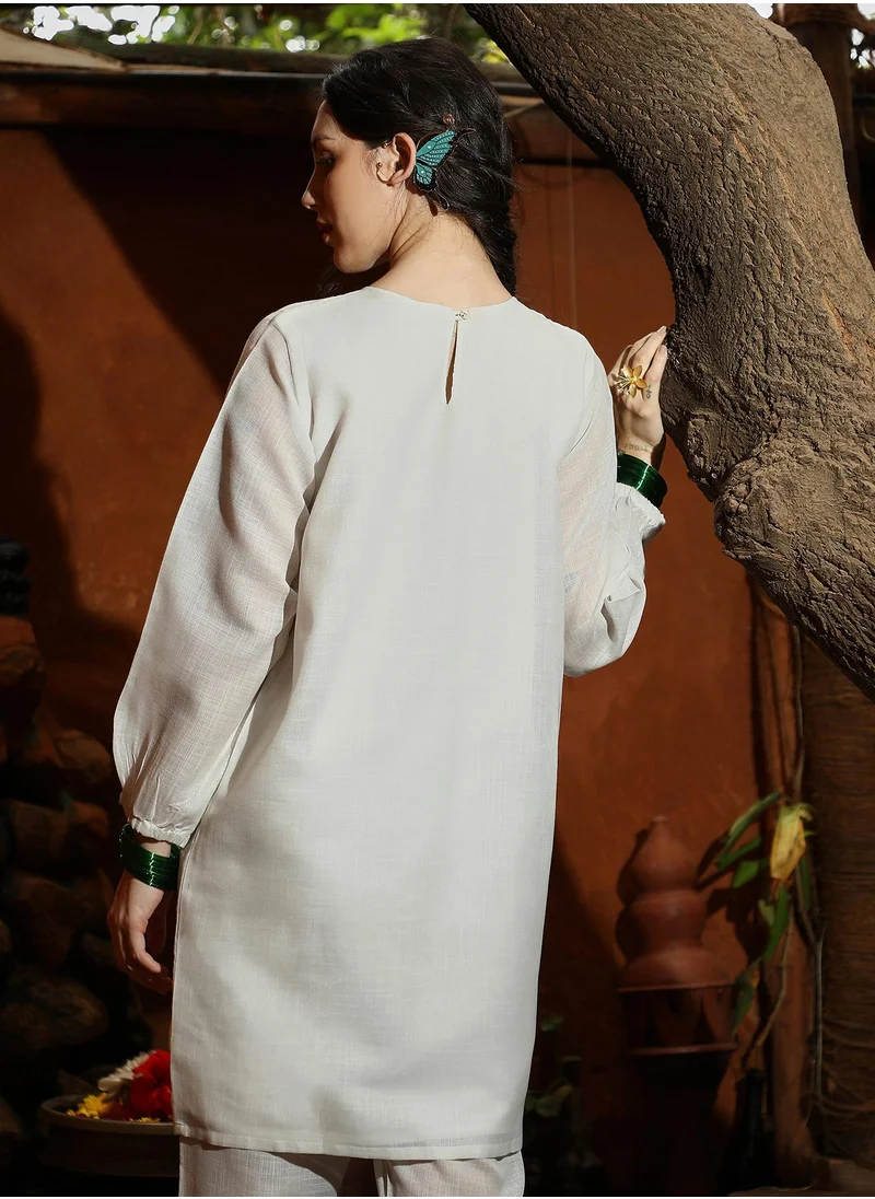 QISSA Women's Off-White Amaryllis Flora Kurti With Trousers