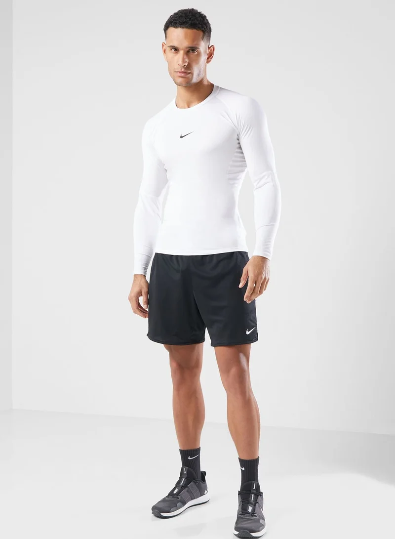 نايكي شورت عملي محبوك بالكامل بتقنية دراي فيت مقاس 7 بوصة