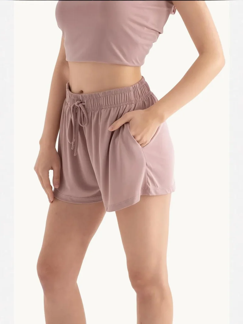 زوبعة شورت أساسي بخصر متوسط ورباط