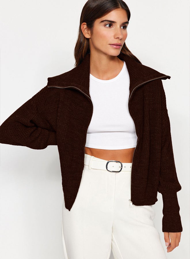 trendyol كارديجان محبوك بسحاب بياقة قابلة للطي بنمط واسع بني داكن - Image 2