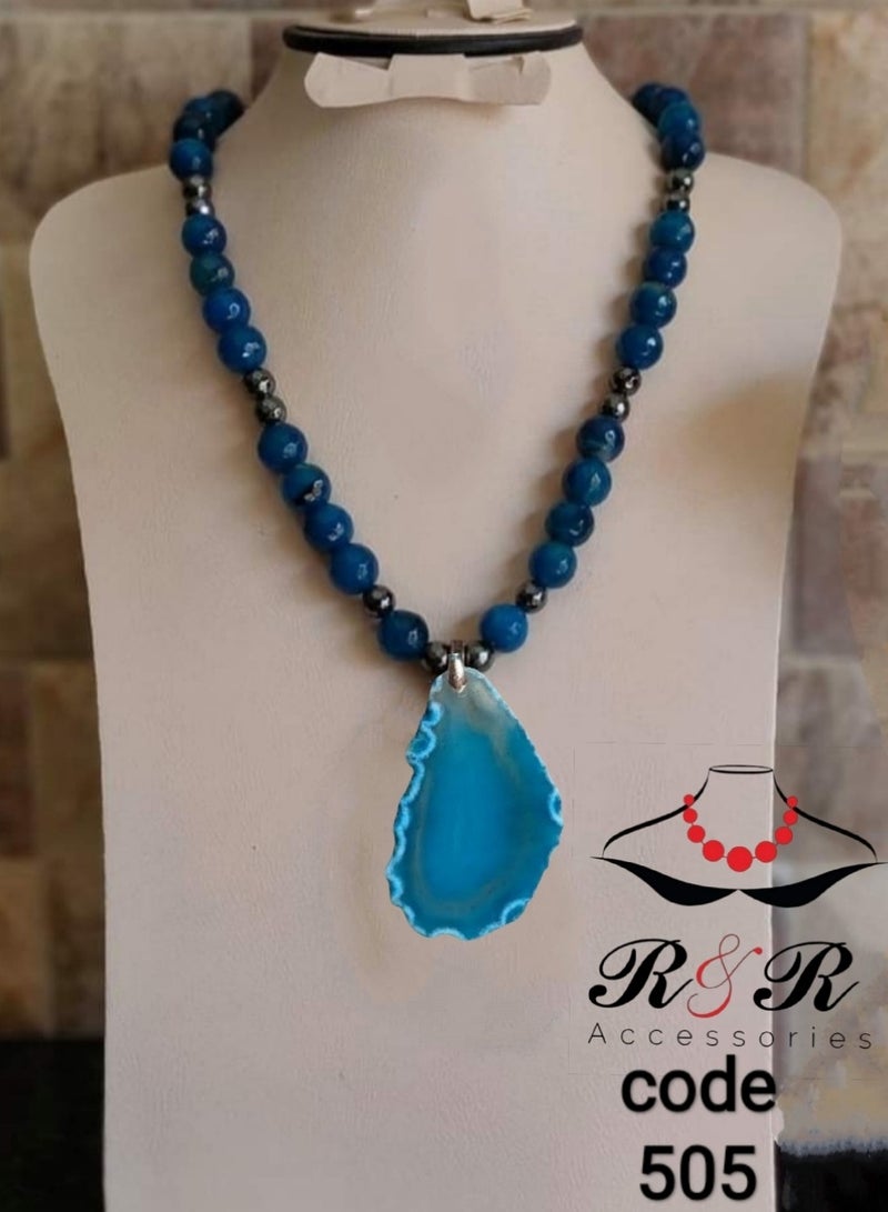 ار اند ار عقد نسائى من العقيق الطبيعى بقلاده من العقيق الطبيعى - Image 2