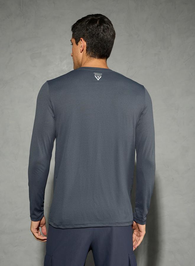 تكنوسبورت تيشيرت تكنوسبورت بأكمام طويلة ورقبة دائرية - Image 3