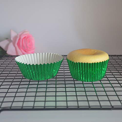 Huaswan Bold Green Foil Cupcake Liners Standard Paper Baking Cups for Party, Birthday and More, 120-Count - Image 4
