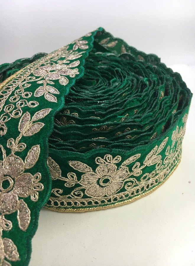 HEMDEV شريط زخرفي من الدانتيل المخملي مطرز بزهور سورات من هيمديف، مزين بتطريزات كثيفة وتفاصيل دقيقة، مناسب للبلوزات والساري والكورتي والفساتين والبانداني واللينغا والدوباتا، عرض 4 سم (9 أمتار) (أخضر). - Image 3