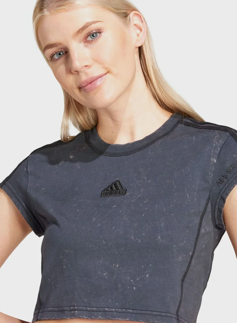 adidas تيشيرت مزين بشعار العلامة التجارية