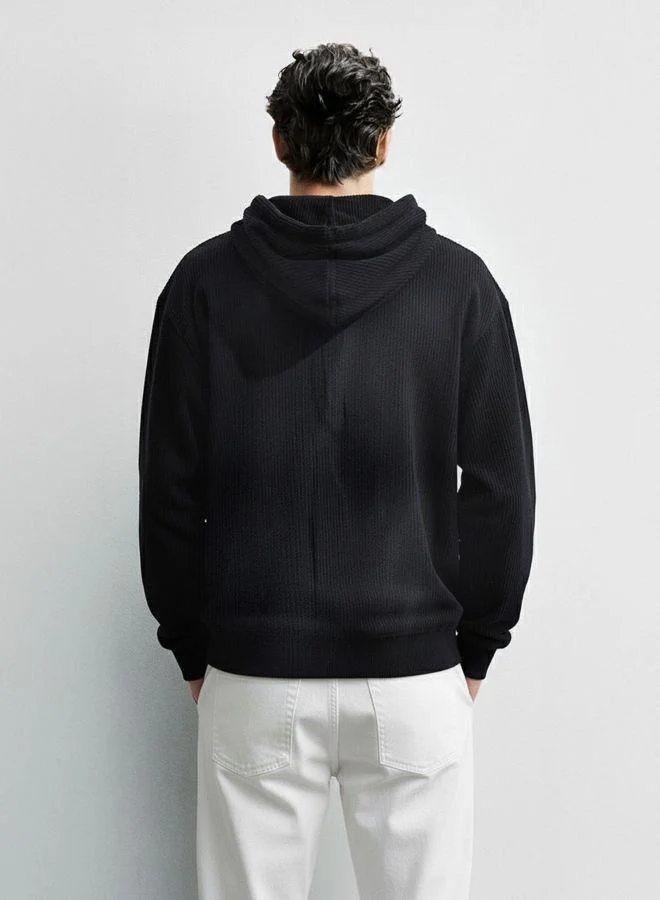 شركة المرآب الهندية Men Oversized Fit Solid Hooded Neck Full Sleeves Sweatshirt