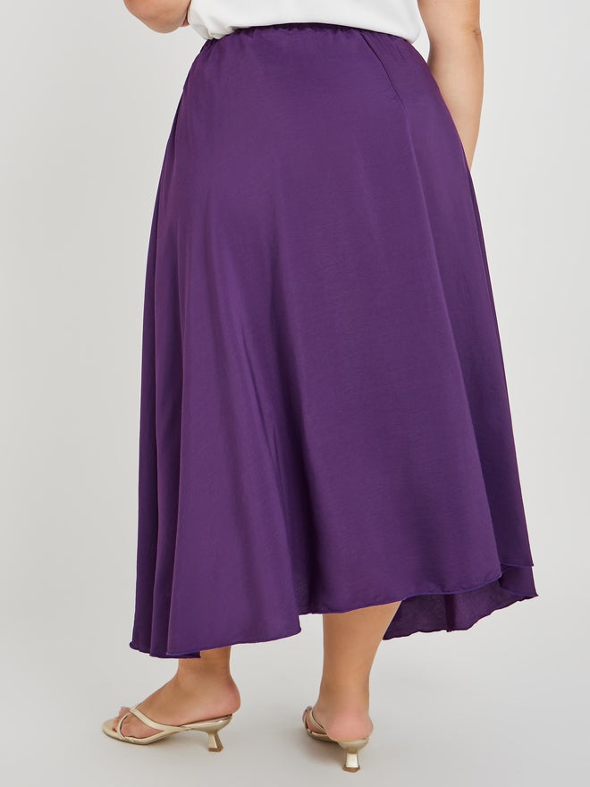 Styli Styli Plus Size Elasticated Waistband A-Line Maxi Skirt  - Image 4