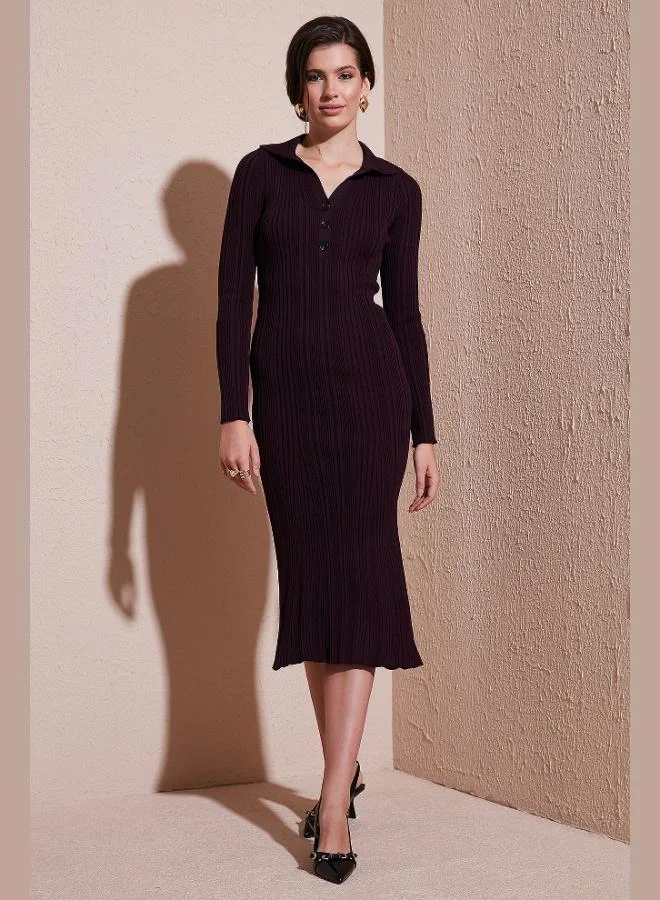 ليلا فستان نسائي ميدي ضيق بياقة على شكل حرف  من ليلا