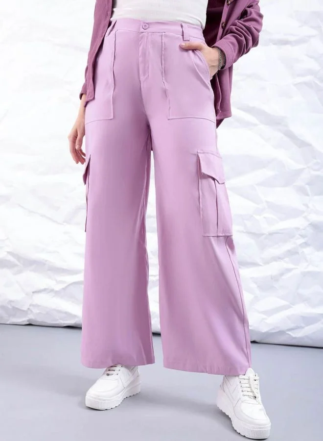 Women Flared Solid Mid Rise Cargo Pant