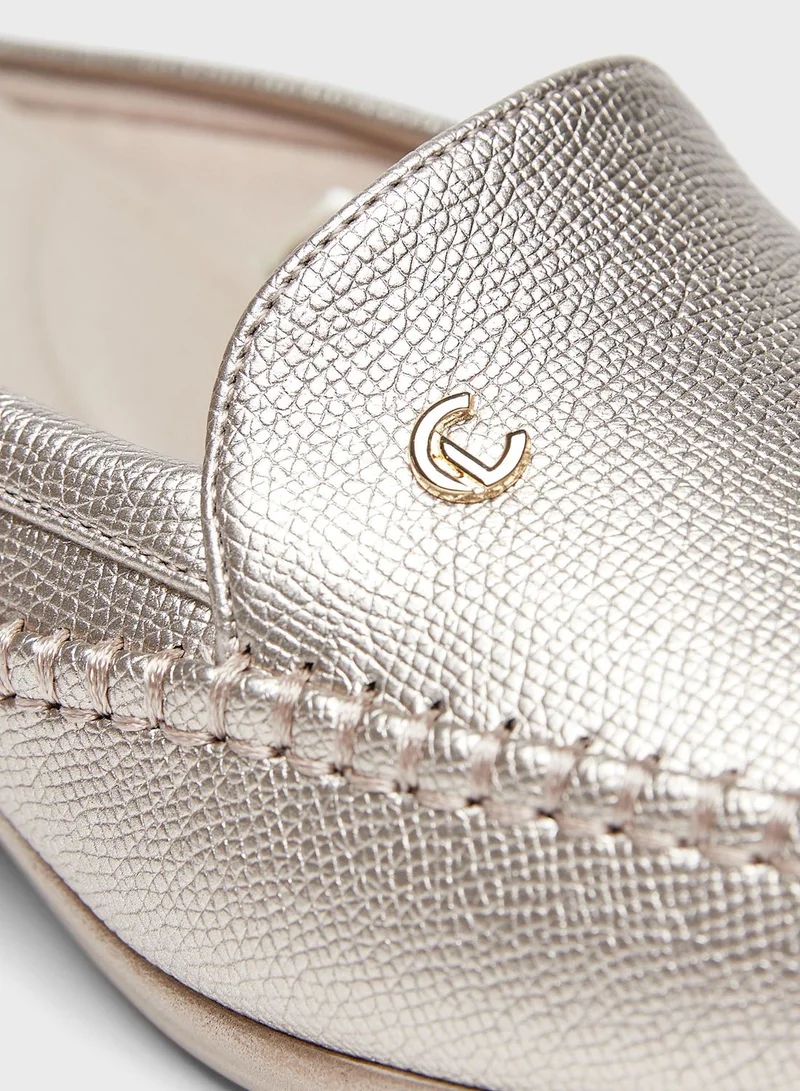 Le Confort Casual Loafer