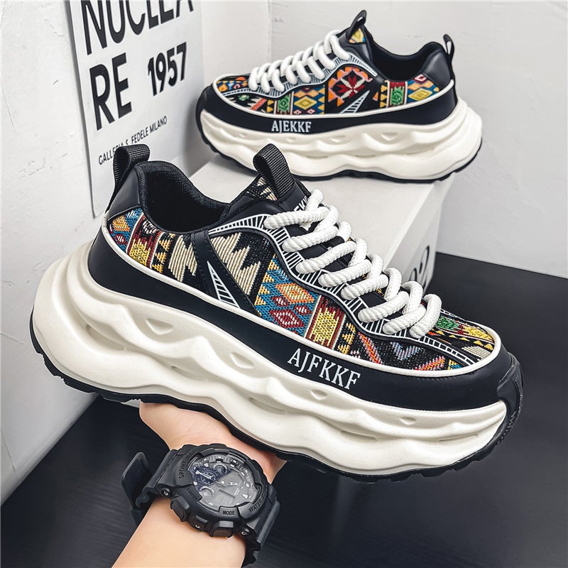 Unisex Casual Sneaker Shoes - Image 1