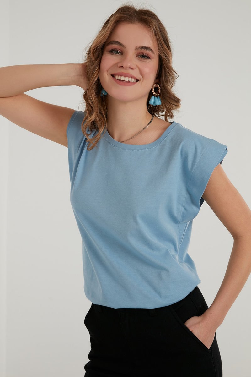 Lela Cotton Crew Neck Sleeveless T Shirt Women's T SHIRT 5864019  - Image 2