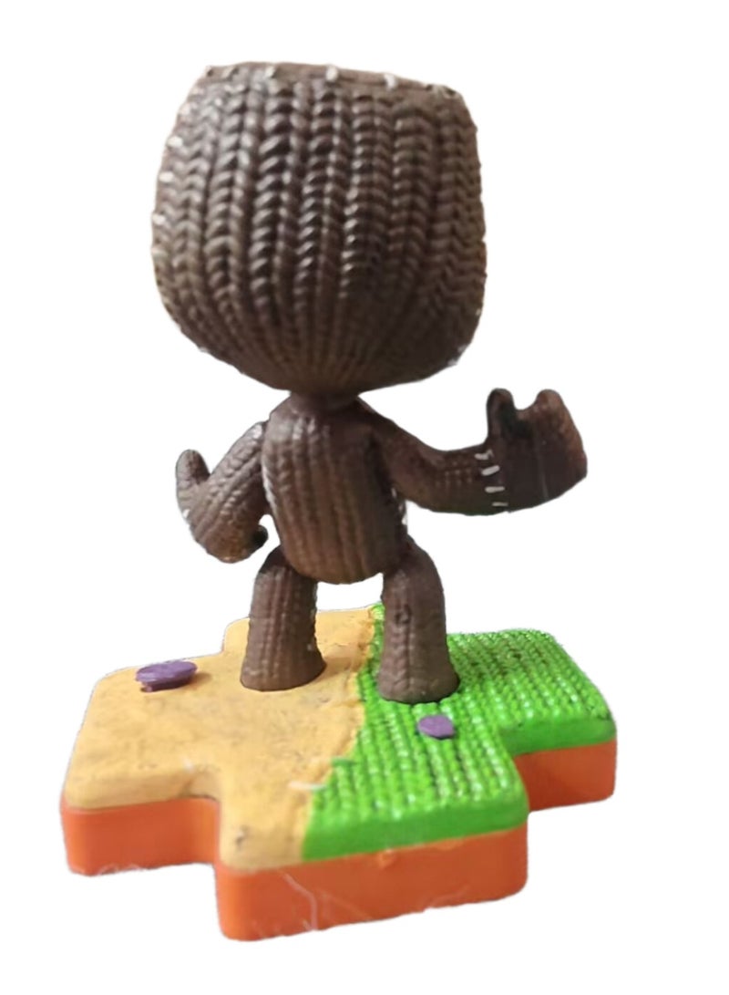 عام تماثيل وزينة مستوحاة من لعبة LittleBigPlanet، يمكن استخدامها كزينة للسيارة أو تُقدَّم كهدية لأصدقاء ومحبي اللعبة. - Image 2