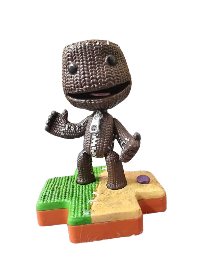 عام تماثيل وزينة مستوحاة من لعبة LittleBigPlanet، يمكن استخدامها كزينة للسيارة أو تُقدَّم كهدية لأصدقاء ومحبي اللعبة. - Image 1
