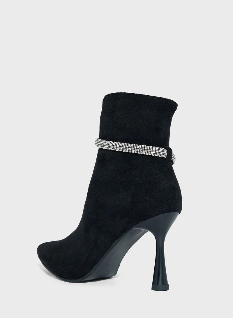 ترافل من نمشي Embellished Ankle Boots