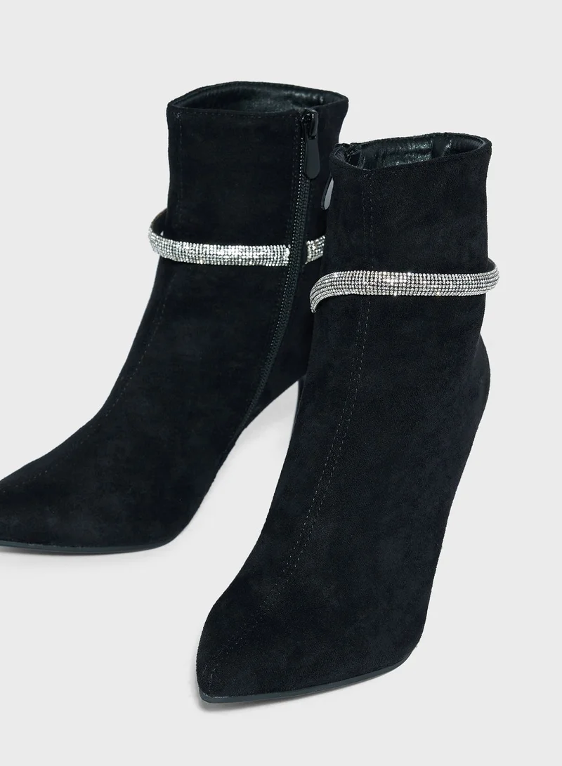 ترافل من نمشي Embellished Ankle Boots