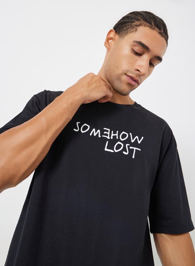Styli Men Black Oversized Slogan Print T-Shirt - Image 3
