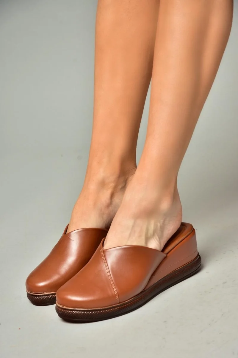 Fox Shoes S674307509 Tan Padding Sole Women's Slippers