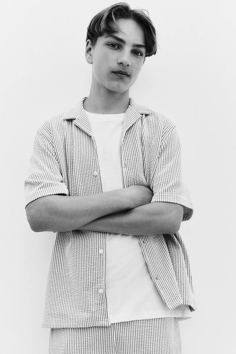 H&M 2-piece shirt and shorts set