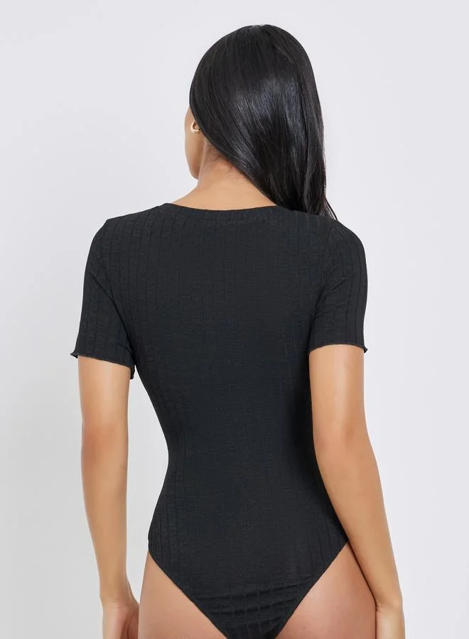 Styli Styli Black Ribbed V Neck Bodysuit