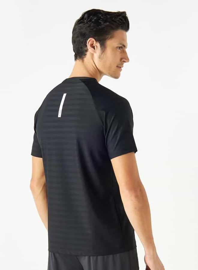 ادوت من سبلاش Typography Print T-shirt with Crew Neck and Raglan Sleeves