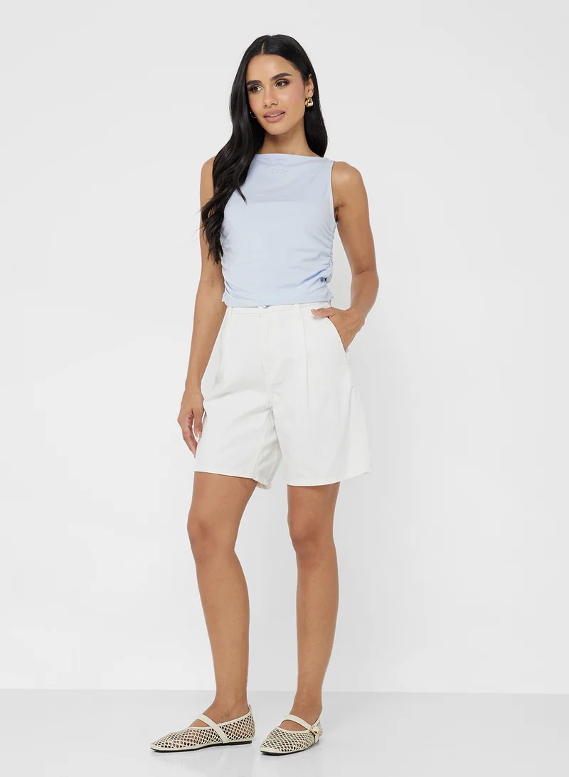 جس Nina Sleeveless Top