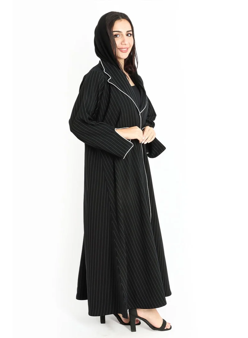IKKXA Royal Collar Sriped Black Abaya AIK6067