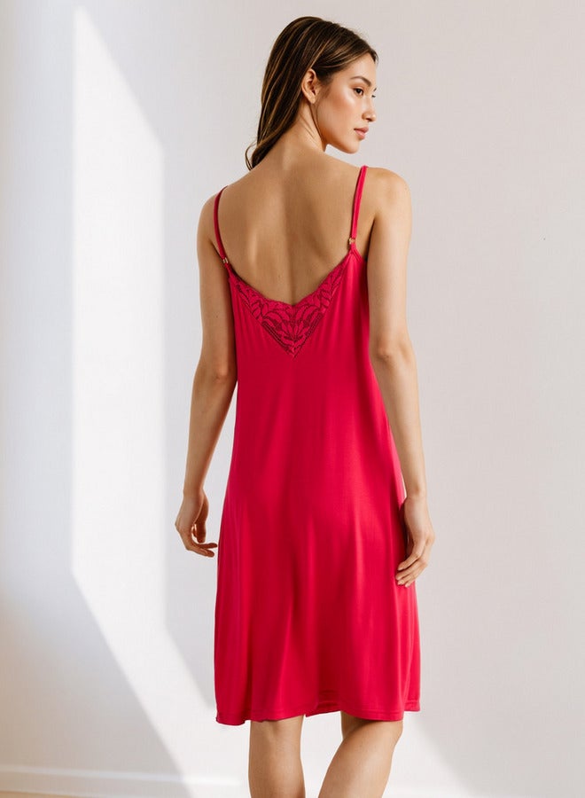 سبلاش فيڤ فستان نوم دانتيل بأشرطة قابلة للتعديل - Image 3