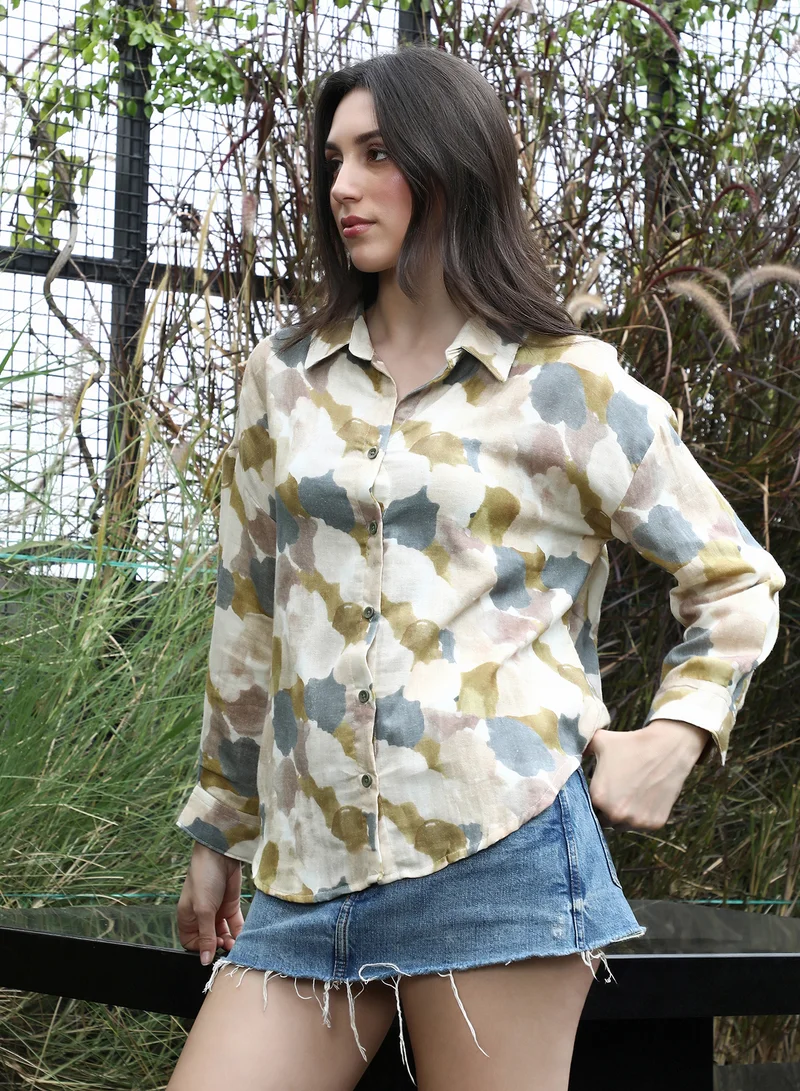 PINACOLADA  Women's Yellow Ochre Abstract-Imprint Oversized Shirt | نساء | أكمام طويلة | طبعة تجريدية | طوق منتشر | كاجوال كبير الحجم | قميص for Women | Best Price UAE