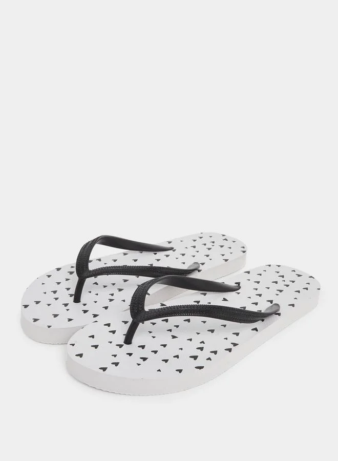Styli Styli Heart Print Flip Flops
