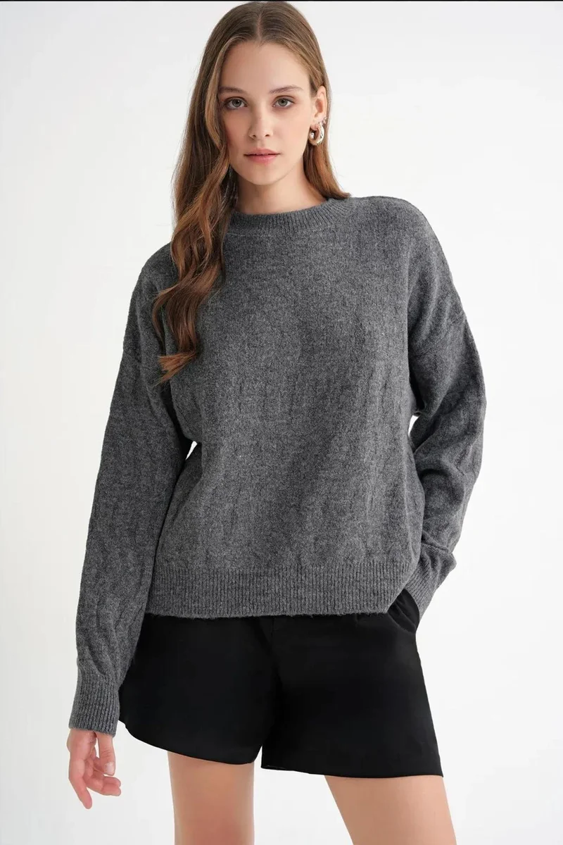 Mixray Mixray Ribbed Knitwear Pullover Sweater with Hair Braid Pattern