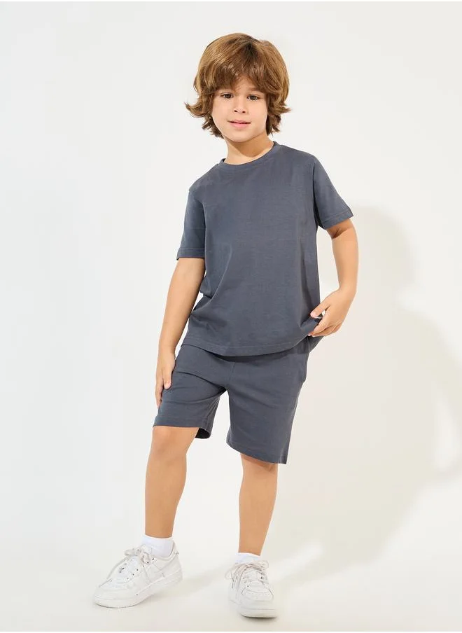 Styli Solid Round Neck T-Shirt & Shorts Set