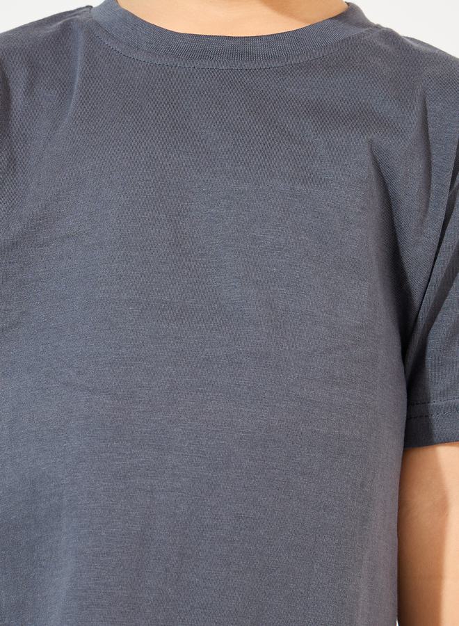Styli Solid Round Neck T-Shirt & Shorts Set  - Image 3