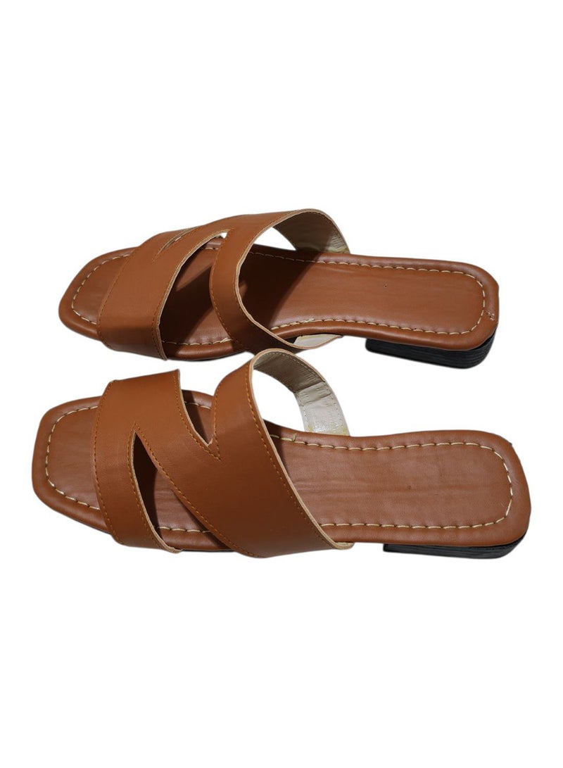 Karisma Flat Squared Toe Slippers With Three Strap Cut Design - Image 2