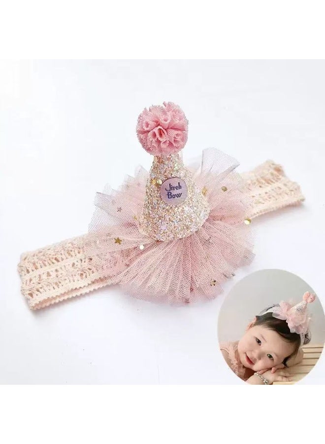 عصابة رأس عيد ميلاد طفلة من JNEH - إكسسوار شعر على شكل قبعة أميرة لامعة للحفلات مع شريط مطاطي من الدانتيل، غطاء رأس رائع للأطفال الرضع لعيد الميلاد الأول أو حفل استقبال الطفل أو جلسة التصوير - Image 1