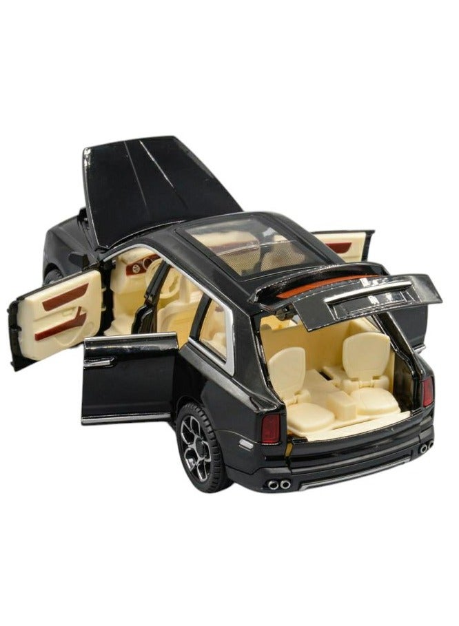 داي كاست 1:24 متوافقة مع لعبة سيارة رولز رويس كولينان النموذجية، سيارة لعبة من سبائك الزنك قابلة للسحب للخلف مع صوت وضوء، أبواب قابلة للفتح للأطفال والكبار (أسود) - Image 3