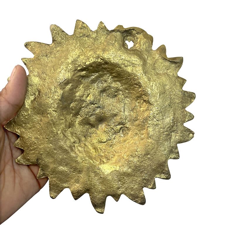 TREE MAISON CORONATING HOMES Brass Sun Statue | Brass Sun for Vastu | Weight - 832 G Approx | Size-15 * 15 * 2 CM | Vastu Idol for Home and Office | Zonal Placement-East - Image 3