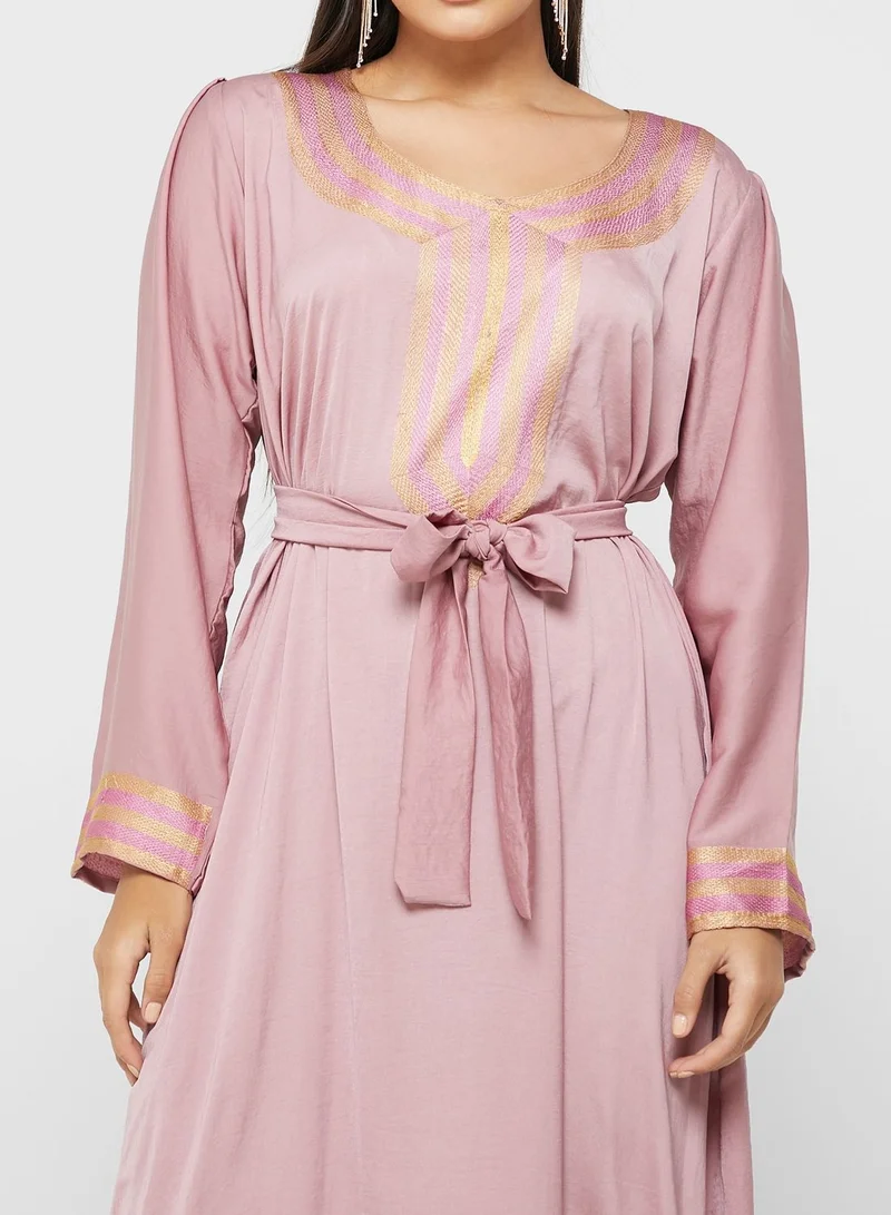 hayas closet Embroidered Belted Jalabiya