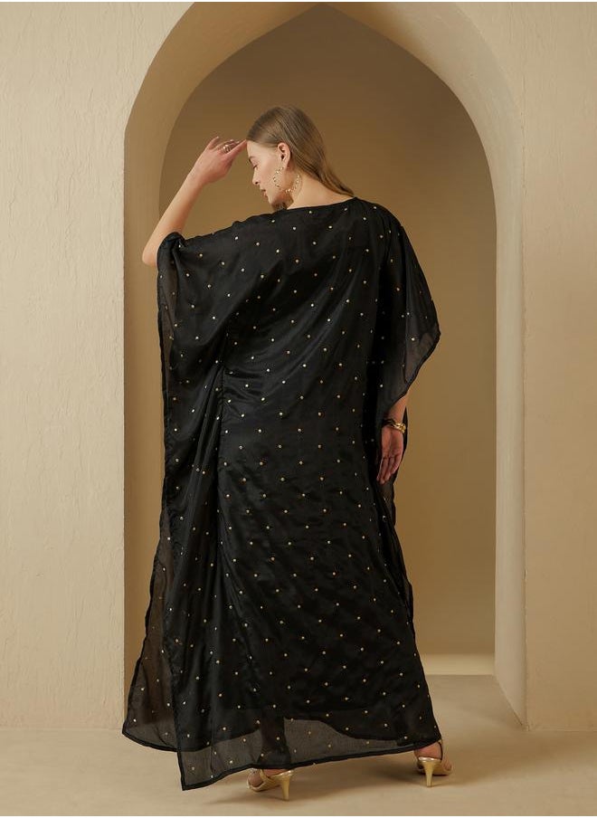 Styli Embellished V-Neck Lace Detail Kaftan  - Image 5